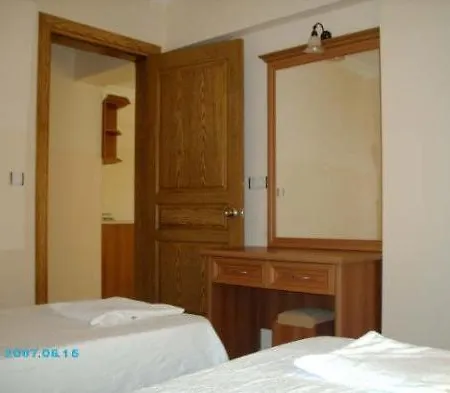 Nur Apart Otel 2*