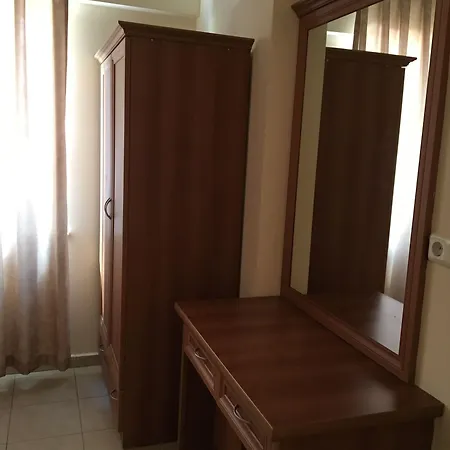 Apart Otel Nur 2*